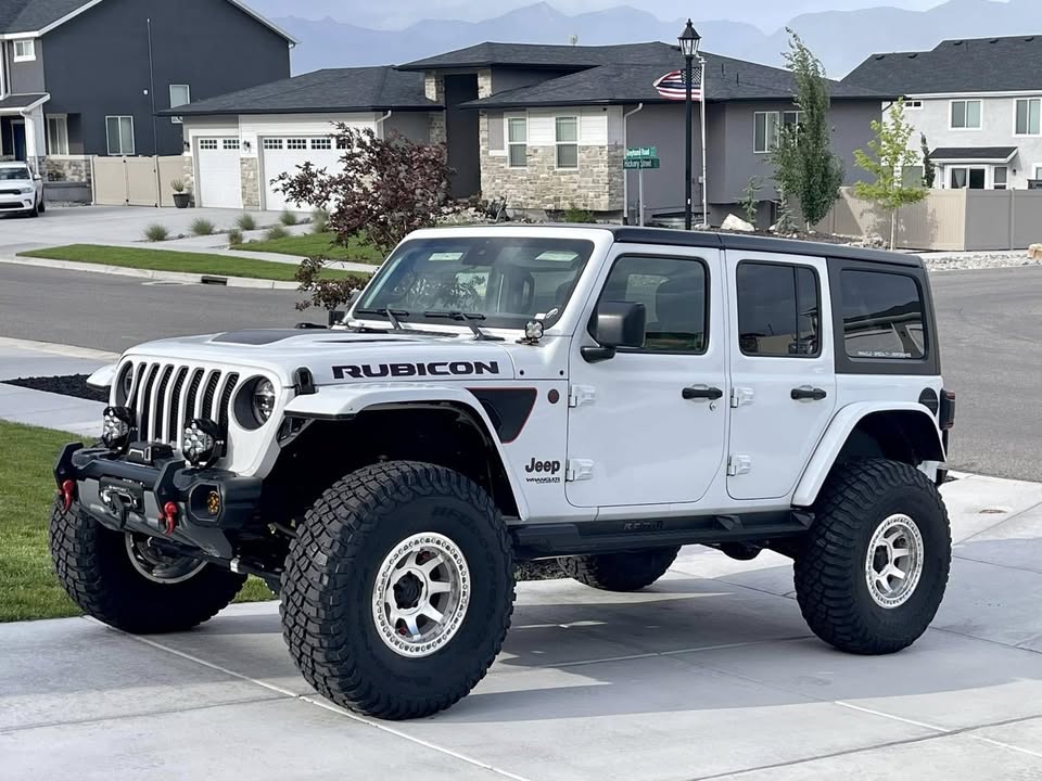 Bumper + Winch + LED fog light package in Saratoga Springs, UT (photo 4)