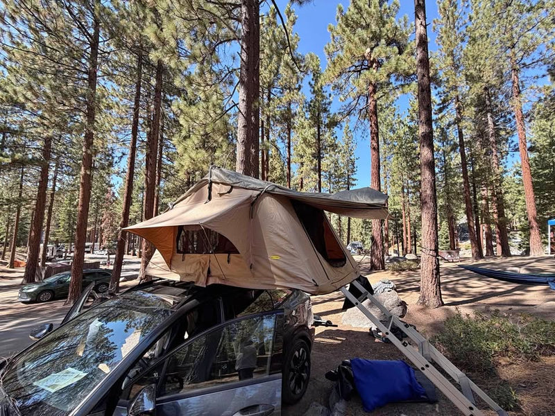 Smittybilt Overlander Rooftop Tent – Great Condition in San Pedro, CA (photo 1) — photo 1