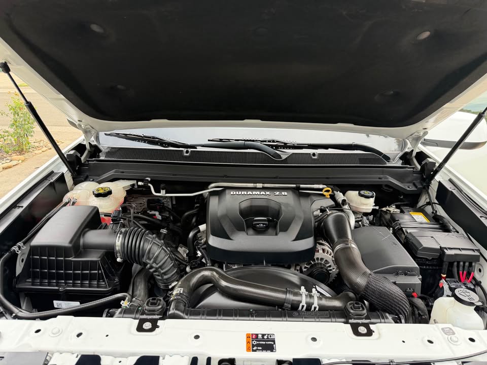 Rare find! 2020 Chevy Colorado ZR2 Duramax 2.8L Diesel Turbo 4x4 | under 25k Miles, No Accidents in Sacramento, CA (photo 8) — photo 8