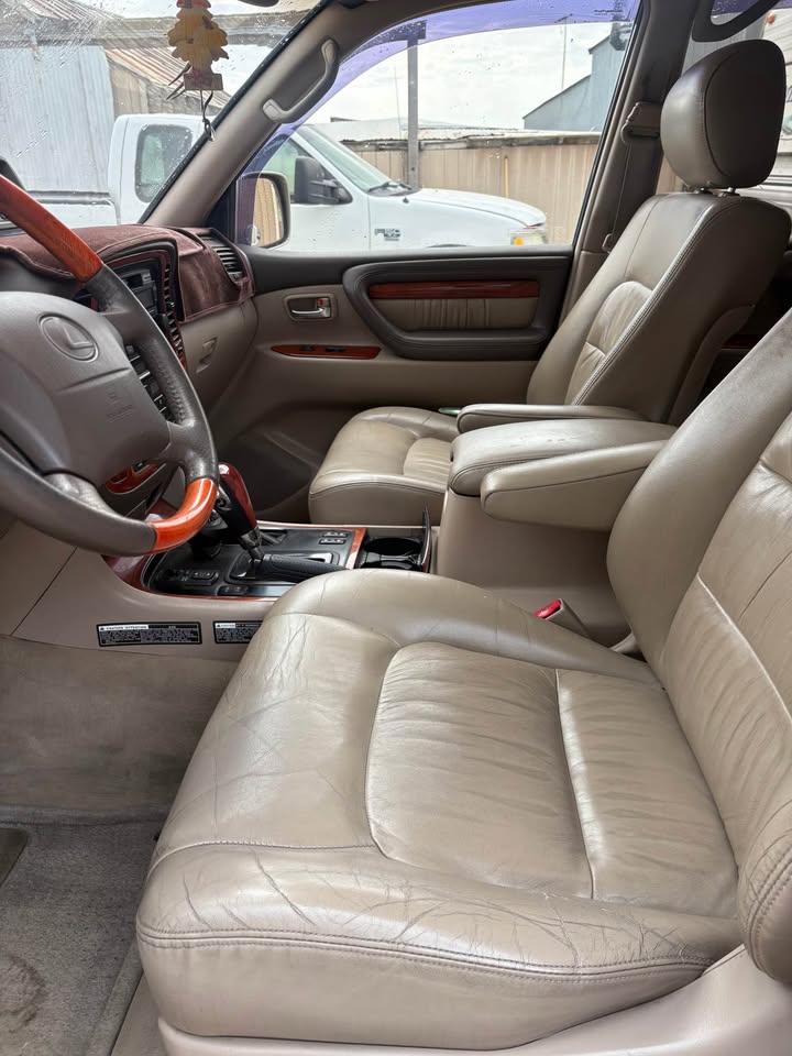 2000 Lexus LX · LX 470 Sport Utility 4D in Nampa, ID (photo 5) — photo 5