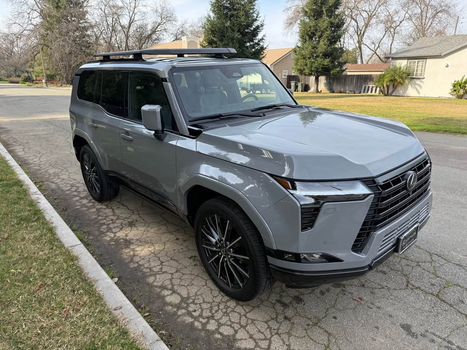 2024 Lexus GX · GX 550 Luxury + in Roseville, CA (photo 5) — photo 5