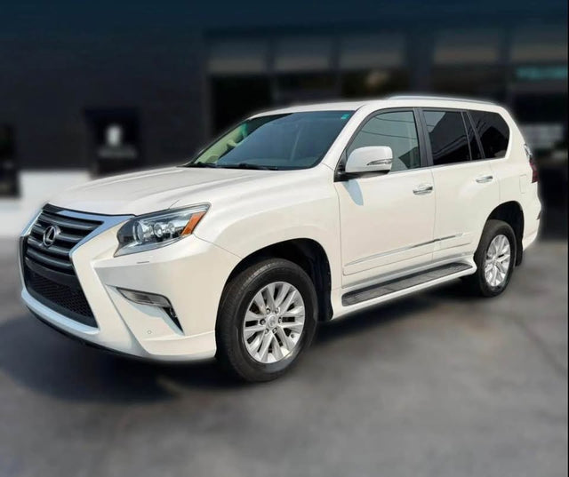 2017 Lexus GX · GX 460 Sport Utility 4D — photo 2