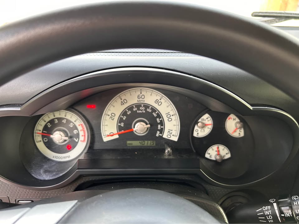 2014 Toyota FJ Cruiser in Post Falls, ID (photo 6)