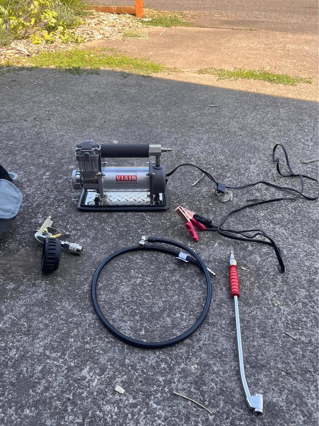VIAIR 400p-RVS Automatic Portable Compressor — photo 3