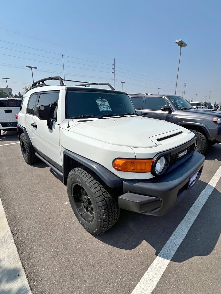 2010 Toyota FJ Cruiser in Twin Falls, ID (photo 1) — photo 1
