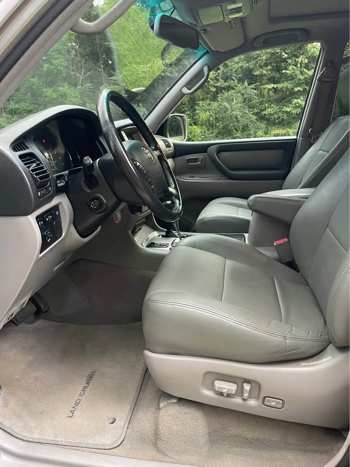 2006 Toyota Landcruiser · Sport Utility 4D in Georgetown, TN (photo 7) — photo 7