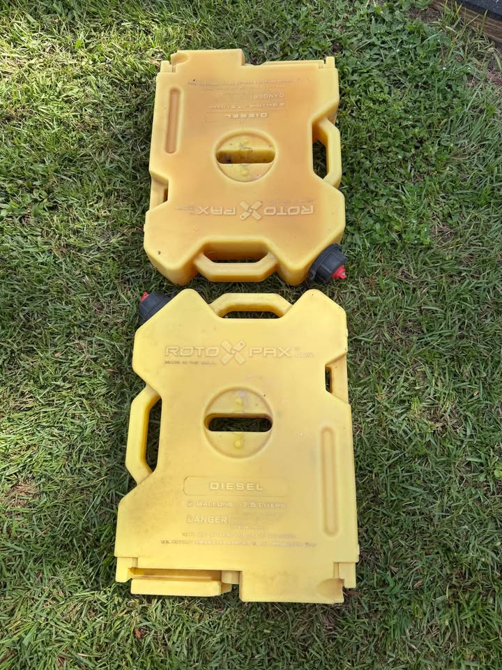 2 Rotopax 2 Gal diesel containers in Tallahassee, FL (photo 3) — photo 3