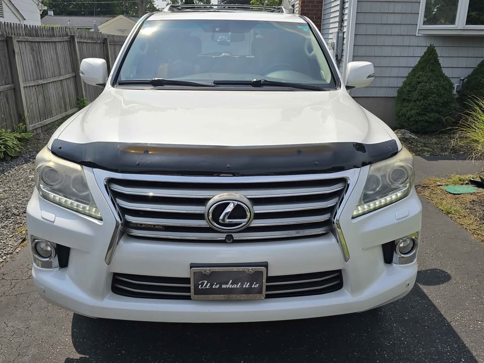 2013 Lexus LX · LX 570 Sport Utility 4D in Shirley, NY (photo 3) — photo 3