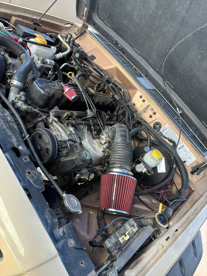 1998 Jeep Cherokee XJ in Phoenix, AZ (photo 8) — photo 8