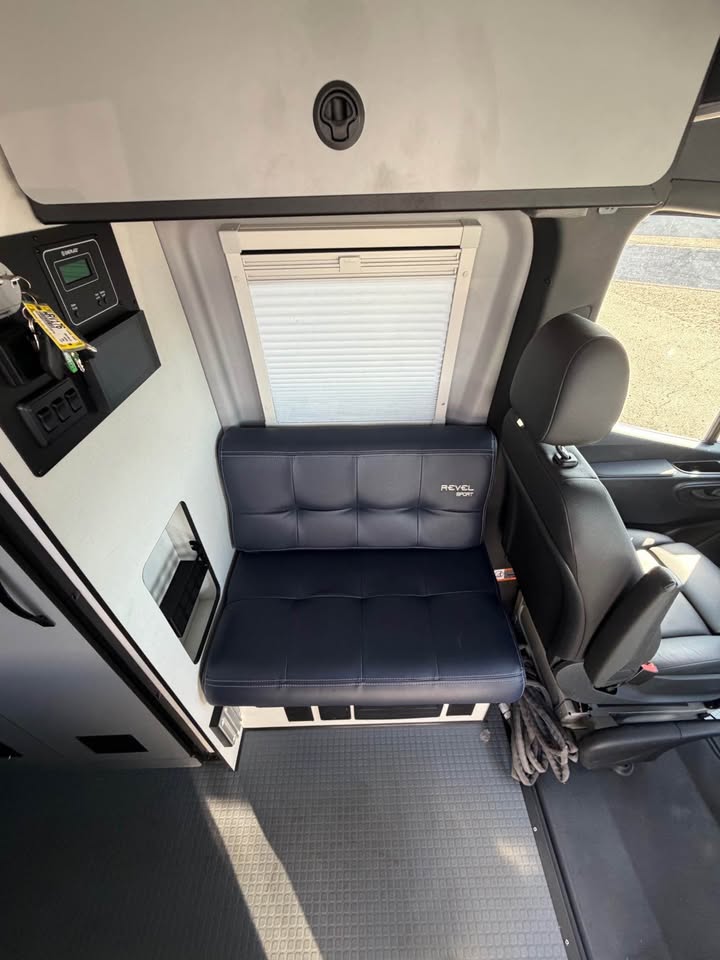 2026 Winnebago Revel Sport 44C in Mesa, AZ (photo 7) — photo 7