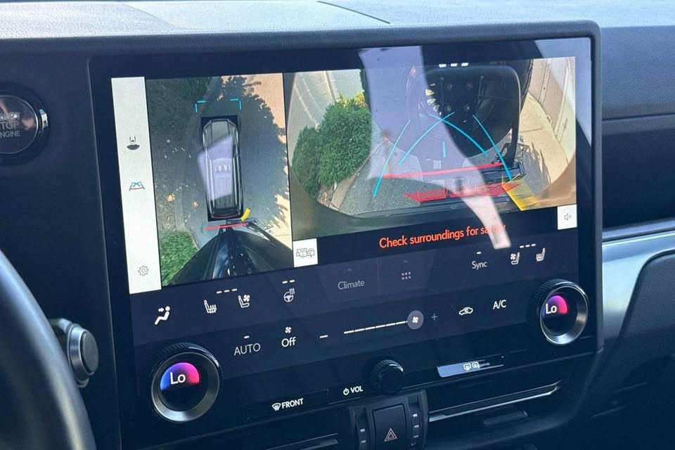 2024 Lexus GX · 550 Overtail+ (photo 6) — photo 6