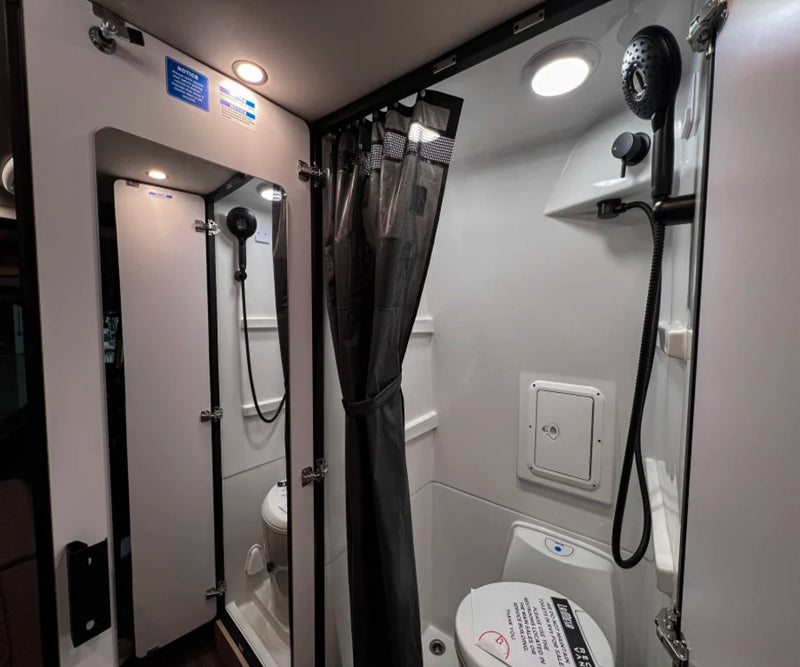 2026 Storyteller Overland CREW MODE CREW-AWD (photo 11) — photo 11
