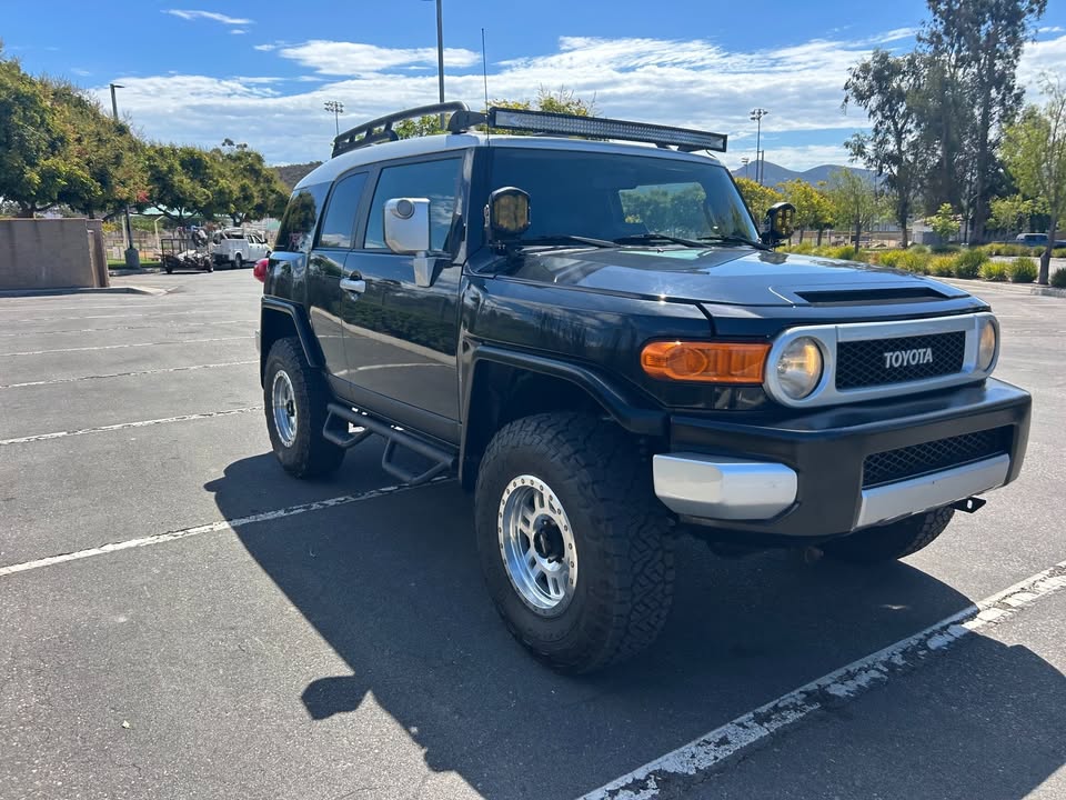 2007 Toyota FJ Cruiser in San Marcos, CA (photo 2) — photo 2