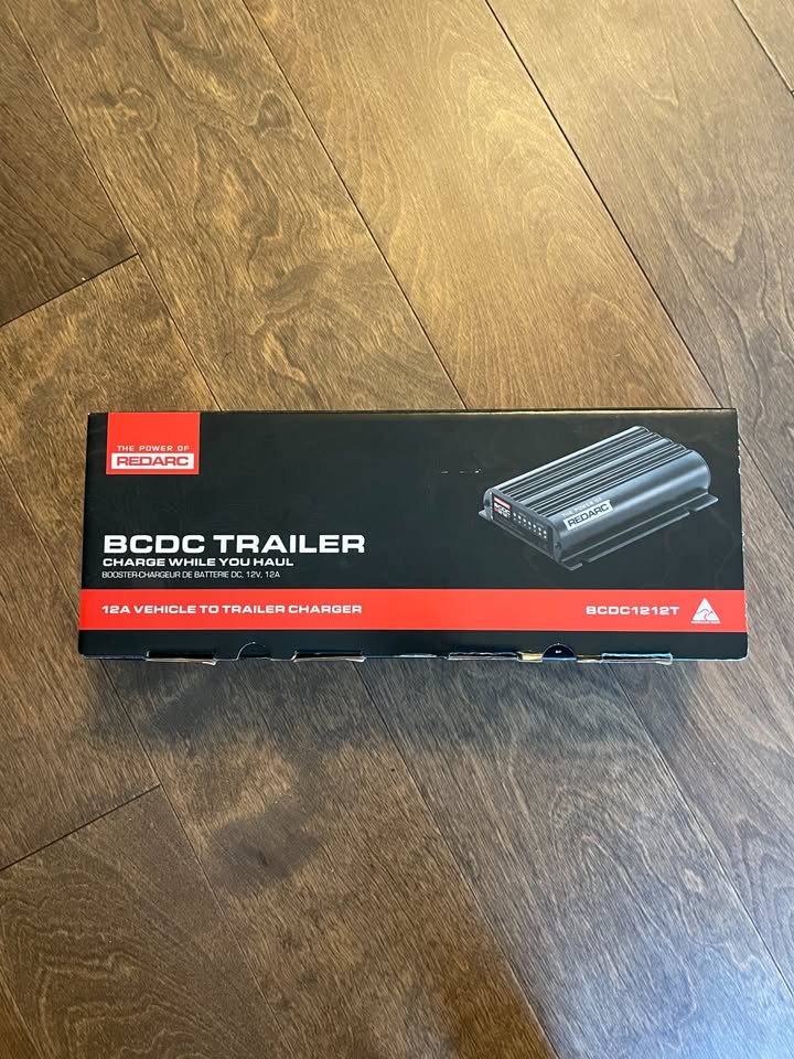 REDARC 12A Trailer Battery Charger BCDC1212T. *NEW IN BOX* $125 (retails over $320) in Missouri City, TX (photo 2) — photo 2