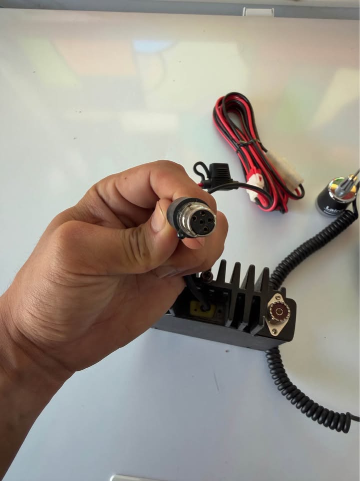 Rugged Radios Rm60V (photo 5) — photo 5