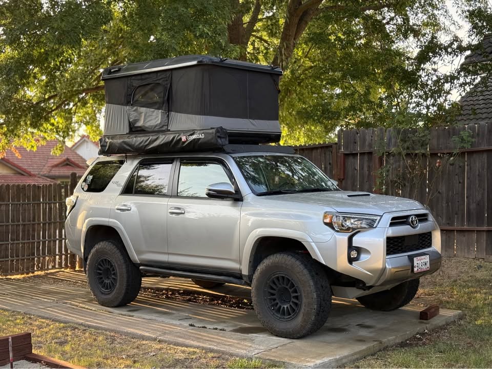 James Baroud Hard Shell Rooftop Tent in Roseville, CA (photo 2) — photo 2
