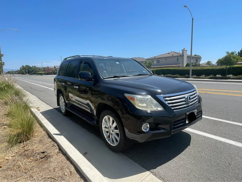 2008 Lexus LX · LX 570 Sport Utility 4D in Moreno Valley, CA (photo 4) — photo 4