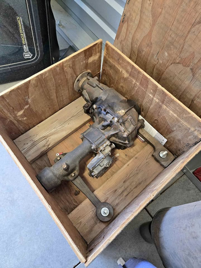 Toyota 8" front diff with ARB locker in Goodyear, AZ (photo 1)