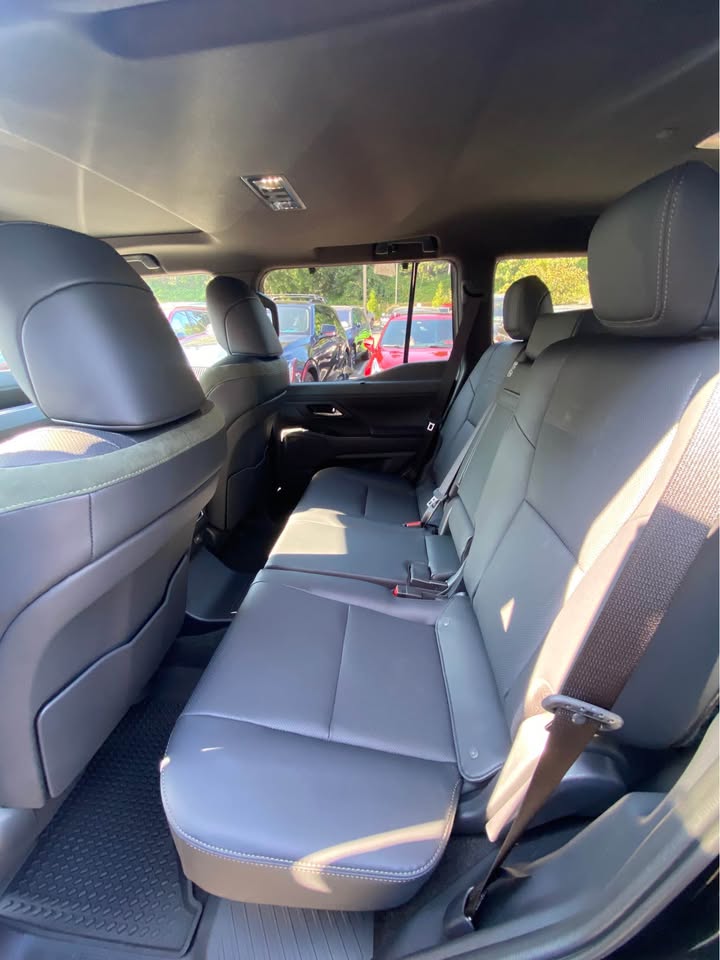 2026 Lexus GX 550 Overtrail+ in Bellevue, WA (photo 11) — photo 11