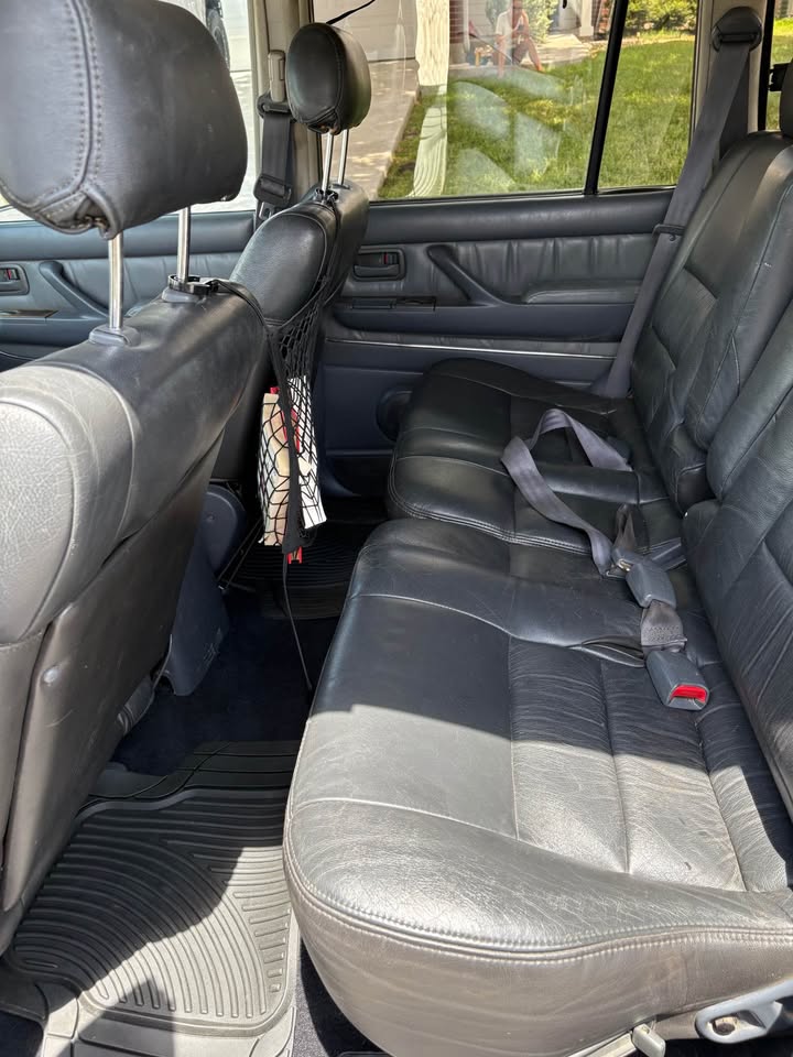 1995 Toyota Land Cruiser in Round Rock, TX (photo 3) — photo 3