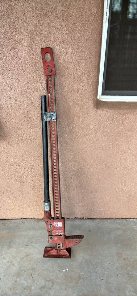 Hi-Lift Jack 48 inch - Jeep / Truck Offroad Lift in Tucson, AZ (photo 1)