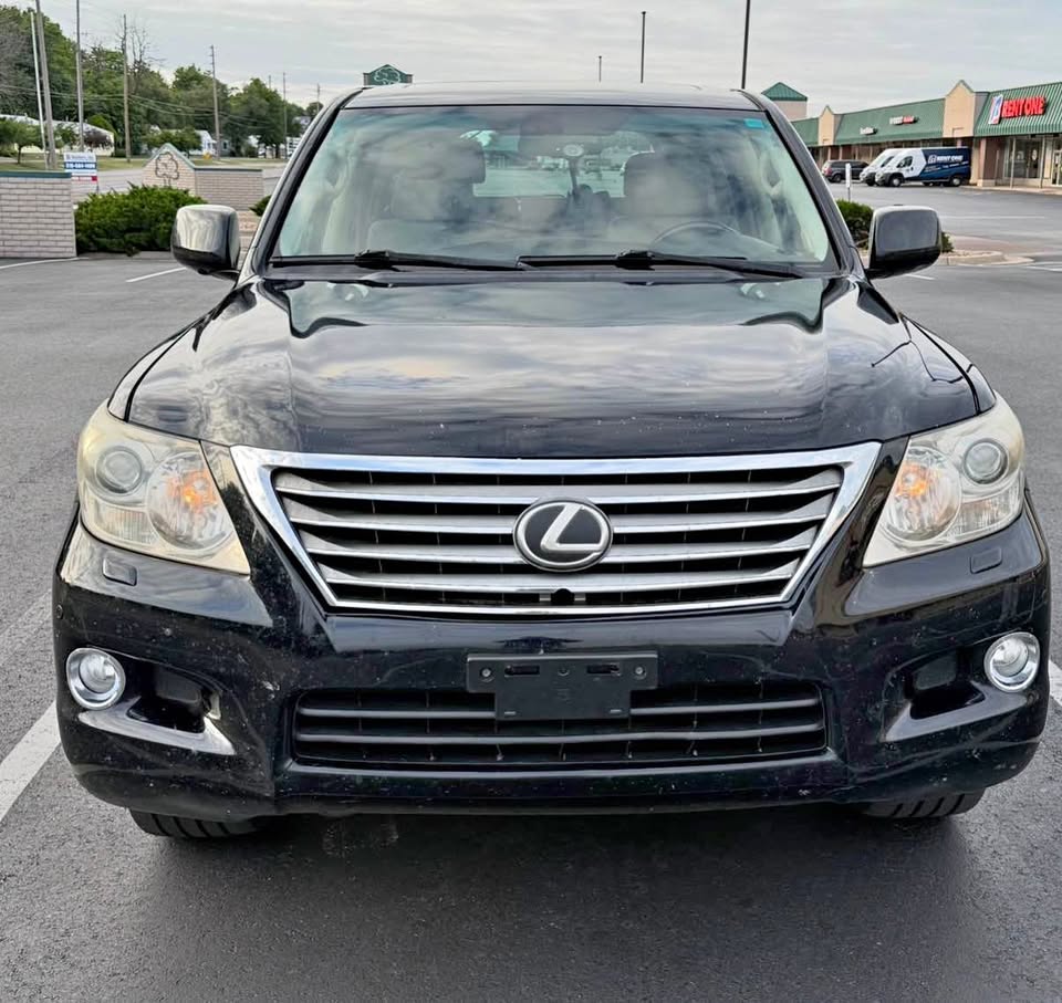 2009 Lexus LX · LX 570 Sport Utility 4D in Sacramento, CA (photo 1)