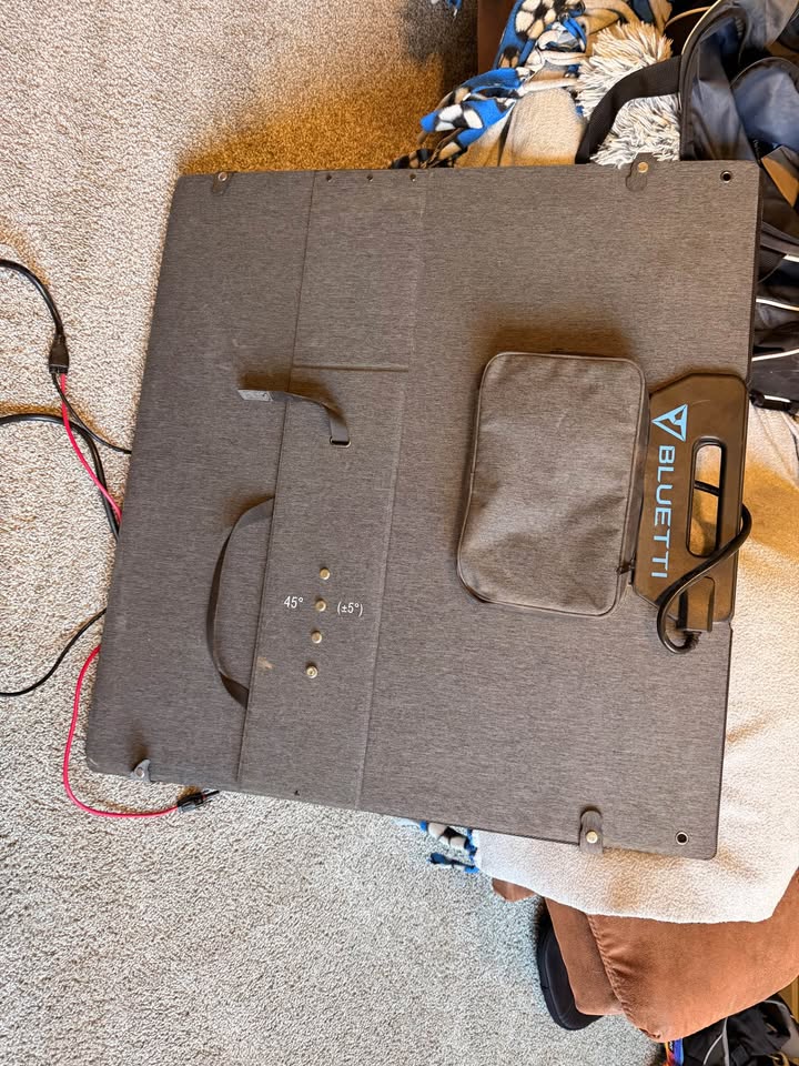 BLUETTI 350 watt Portable Solar Panel in Denver, CO (photo 3) — photo 3