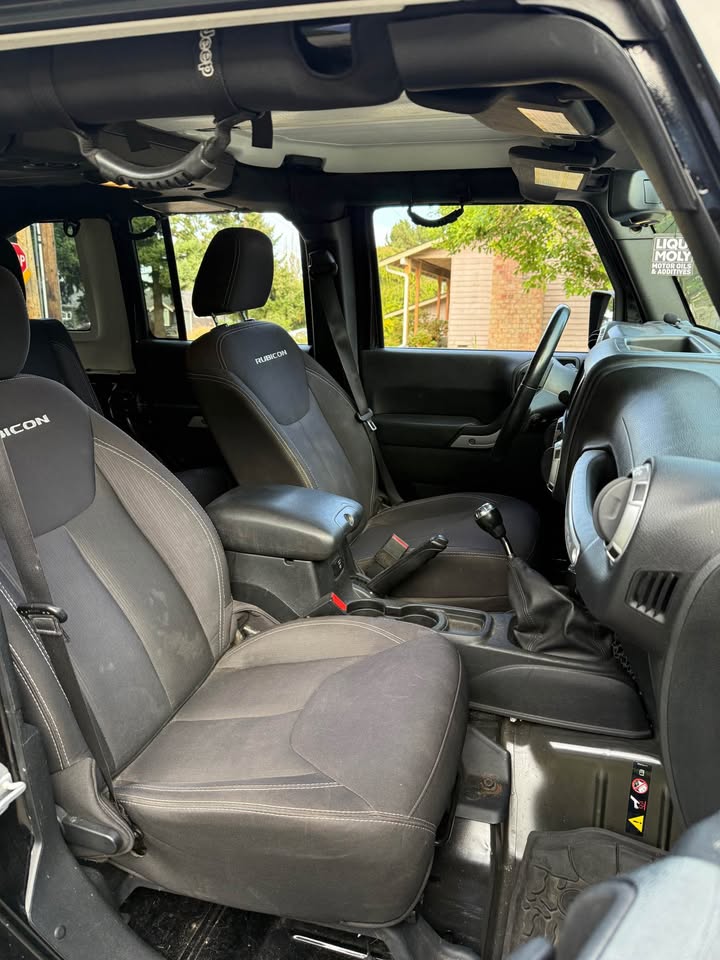 2015 Jeep Wrangler Unlimited · Rubicon (JK) Sport Utility 4D in Kirkland, WA (photo 6) — photo 6