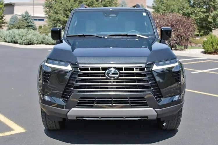 2025 Lexus GX · 550 Overtrail in Littleton, CO (photo 1)