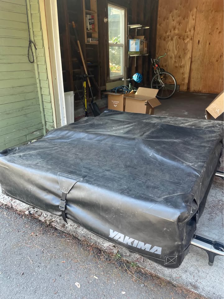 Yakima Skyrise Roof Tent in Sebastopol, CA (photo 8) — photo 8