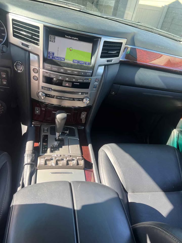 2014 Lexus LX · LX 570 Sport Utility 4D in Cheney, WA (photo 5) — photo 5