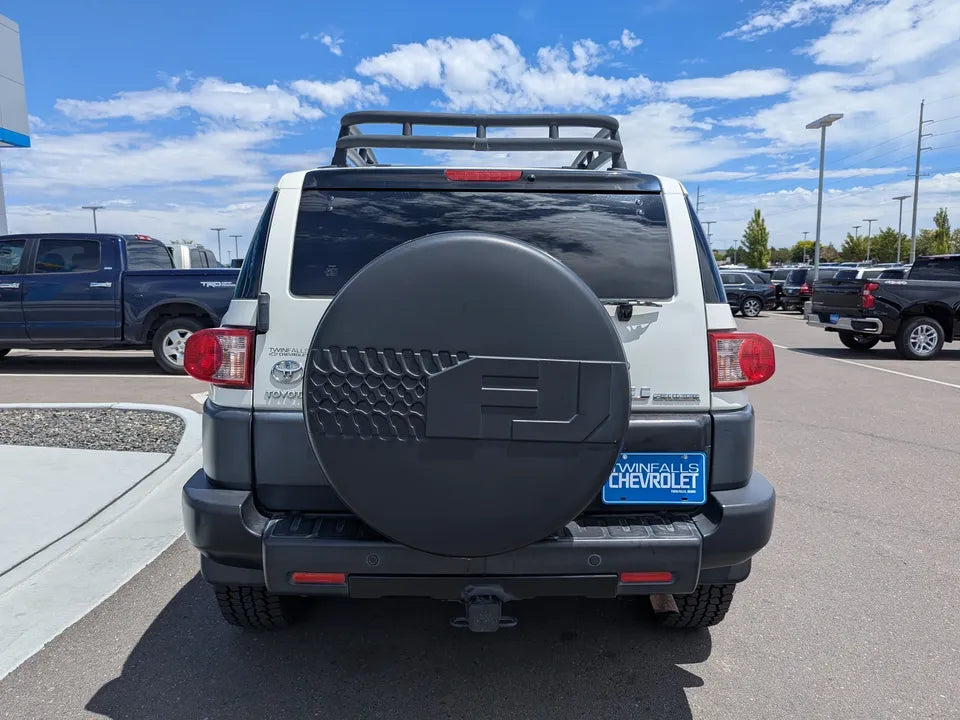 2010 Toyota FJ Cruiser (photo 6) — photo 6
