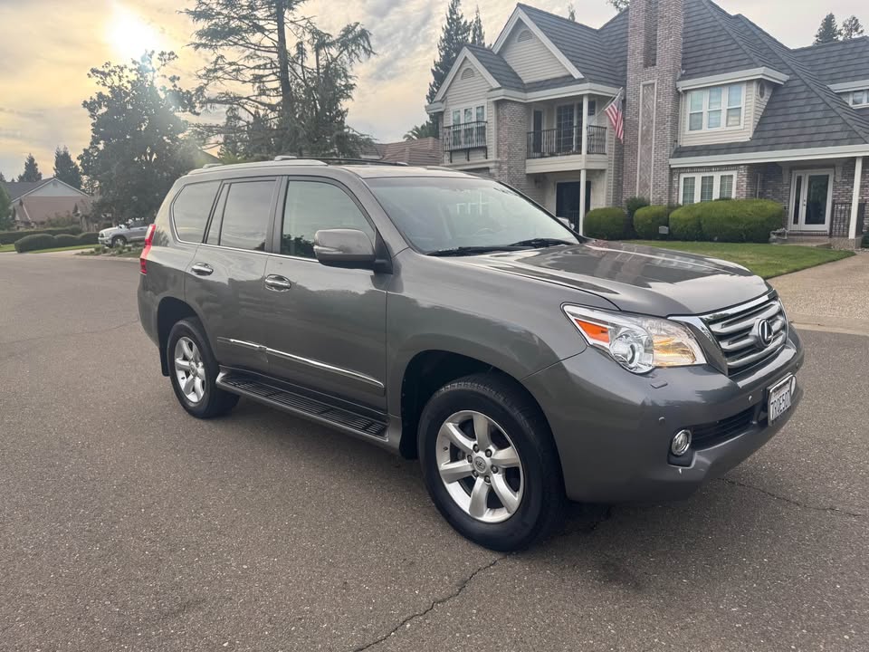 2010 Lexus GX · GX 460 Luxury Sport Utility 4D in Folsom, CA (photo 7) — photo 7