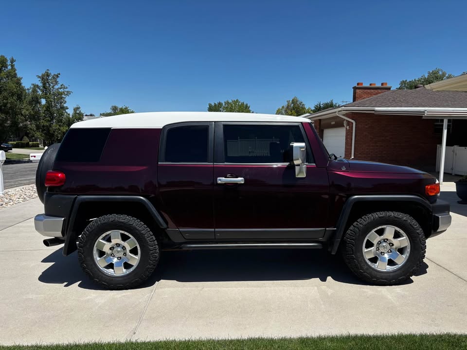2007 Toyota fj cruiser in West Jordan, UT (photo 9) — photo 9