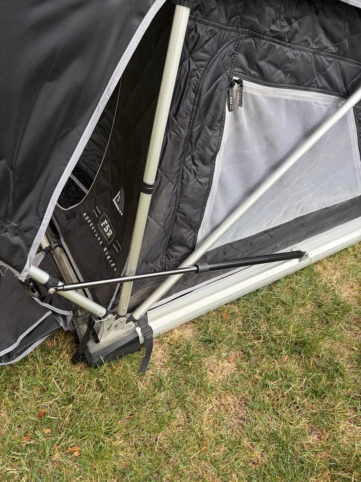 Free Spirit Recreation Adventure Series 3 Rooftop Tent – 55” in Boise, ID (photo 8) — photo 8