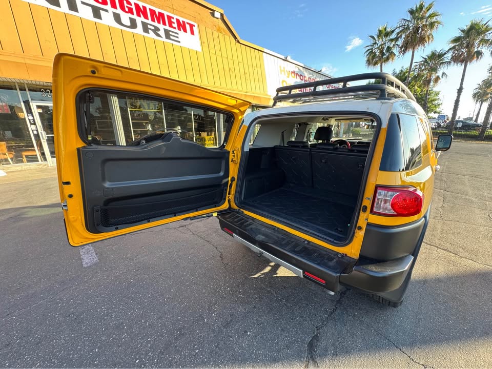 2008 Toyota FJ Cruiser · RWD in Sacramento, CA (photo 12) — photo 12