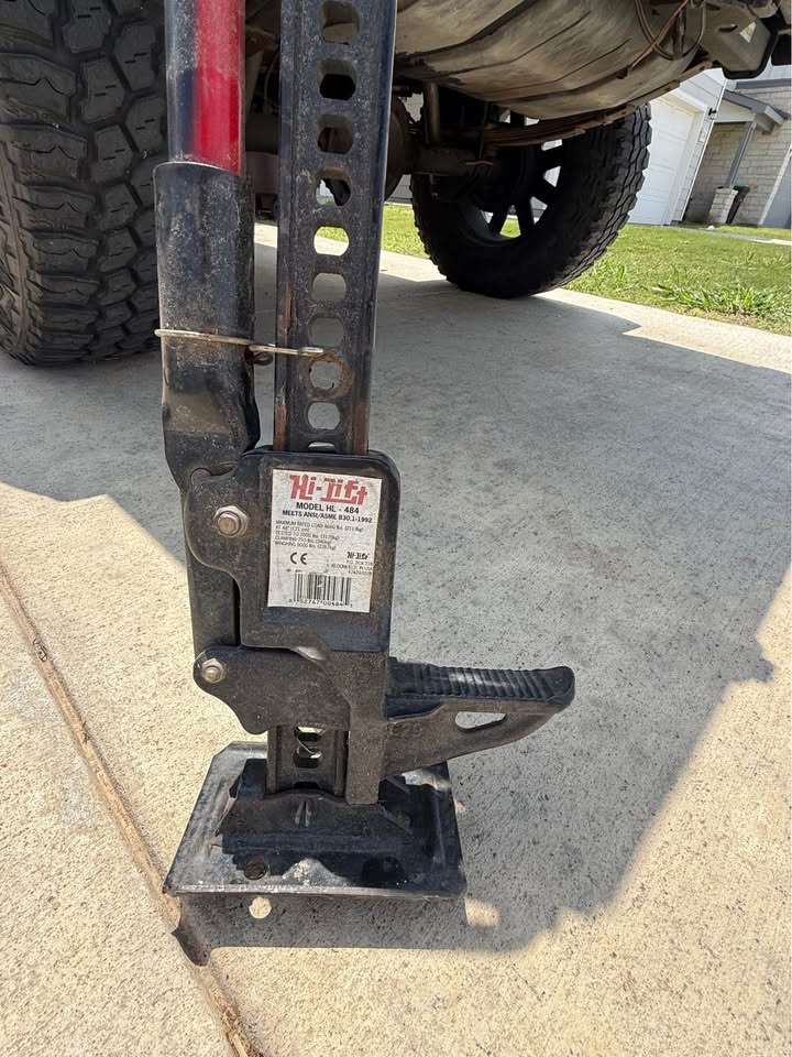 48-inch Hi-Lift Jack model HL-484 in New Braunfels, TX (photo 2) — photo 2