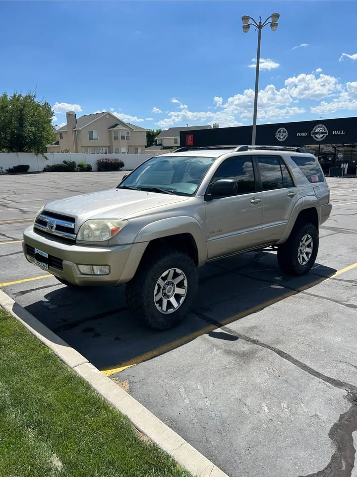 2005 Toyota 4Runner · SR5 Sport Utility 4D in Salt Lake City, UT (photo 2)
