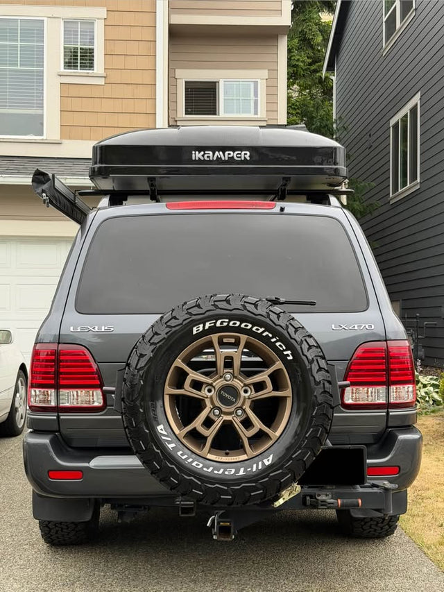 2006 Lexus LX LX 470 Sport Utility 4D in Auburn, WA (photo 1)