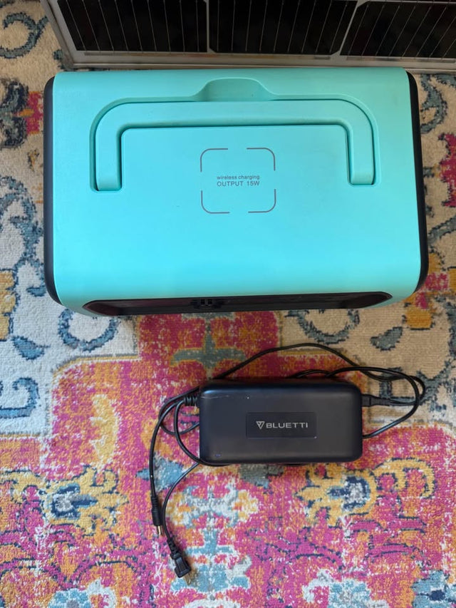 Bluetti Portable Power Station — photo 3