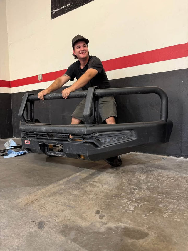 Toyota Tacoma front bumper — photo 2