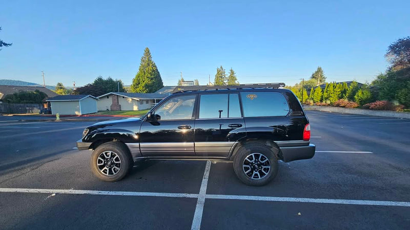 1999 Lexus LX · LX 470 Sport Utility 4D (photo 4) — photo 4