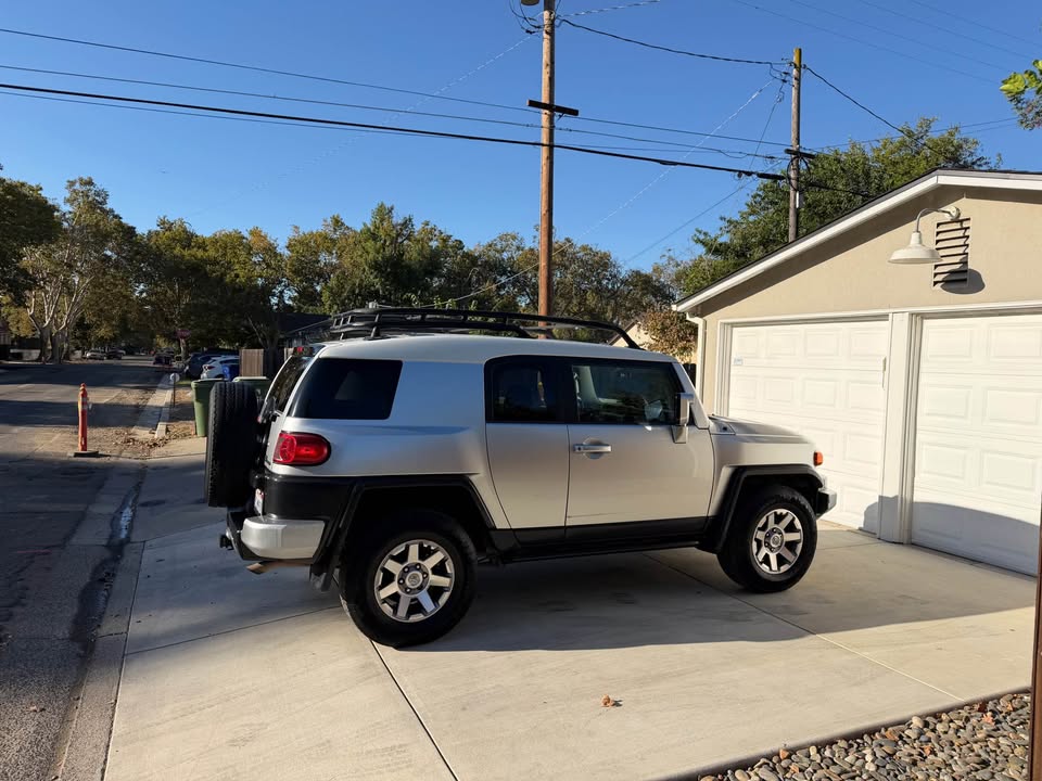2008 Toyota FJ Cruiser · Sport Utility 2D in Turlock, CA (photo 3) — photo 3