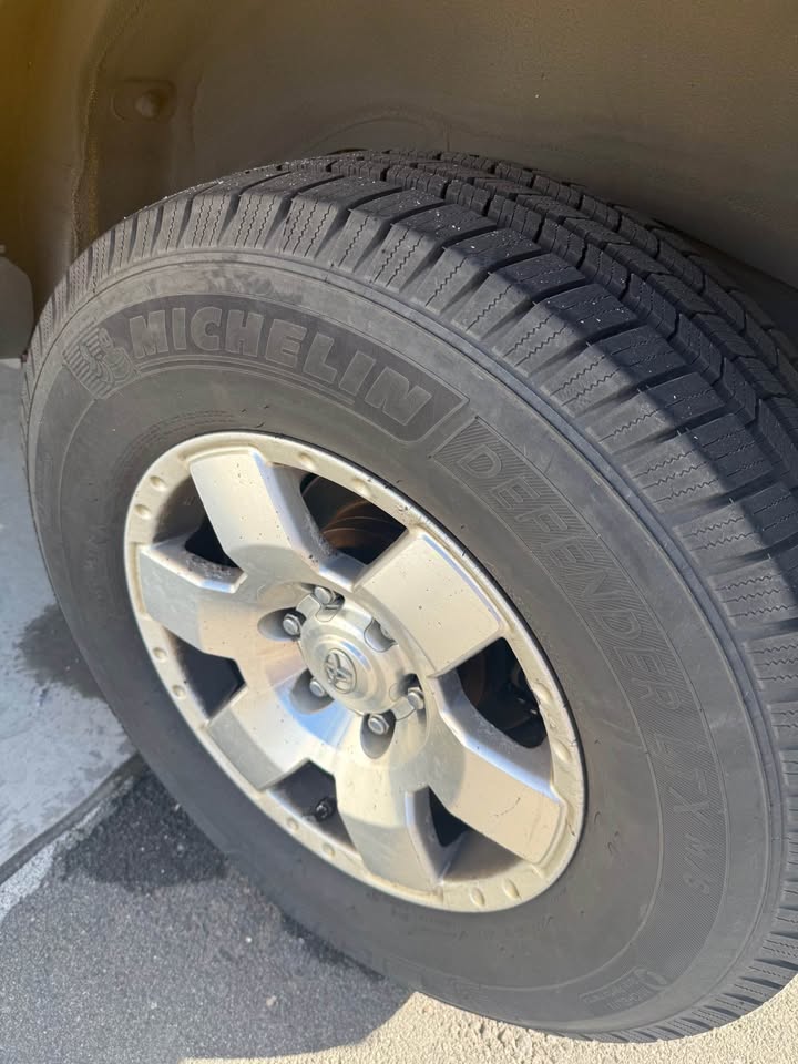 2008 Toyota FJ Cruiser · Sport Utility 2D in Windsor, CO (photo 8) — photo 8