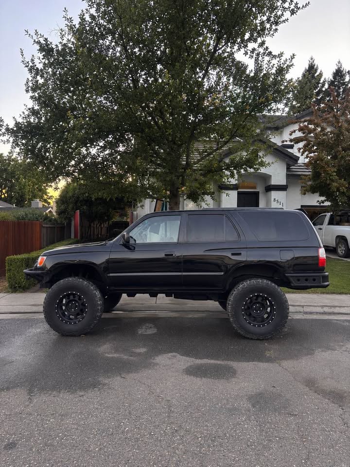 2001 Toyota 4Runner in Citrus Heights, CA (photo 2) — photo 2