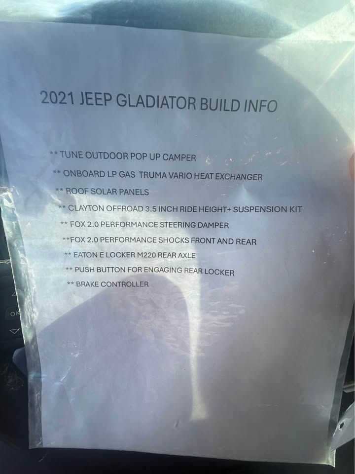 2021 Jeep Gladiator · Sport S Pickup 4D 5 ft in Tacoma, WA (photo 12) — photo 12
