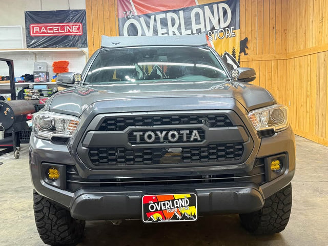 2018 Toyota Tacoma Double Cab · TRD Off-Road Pickup 4D 5 ft — photo 3