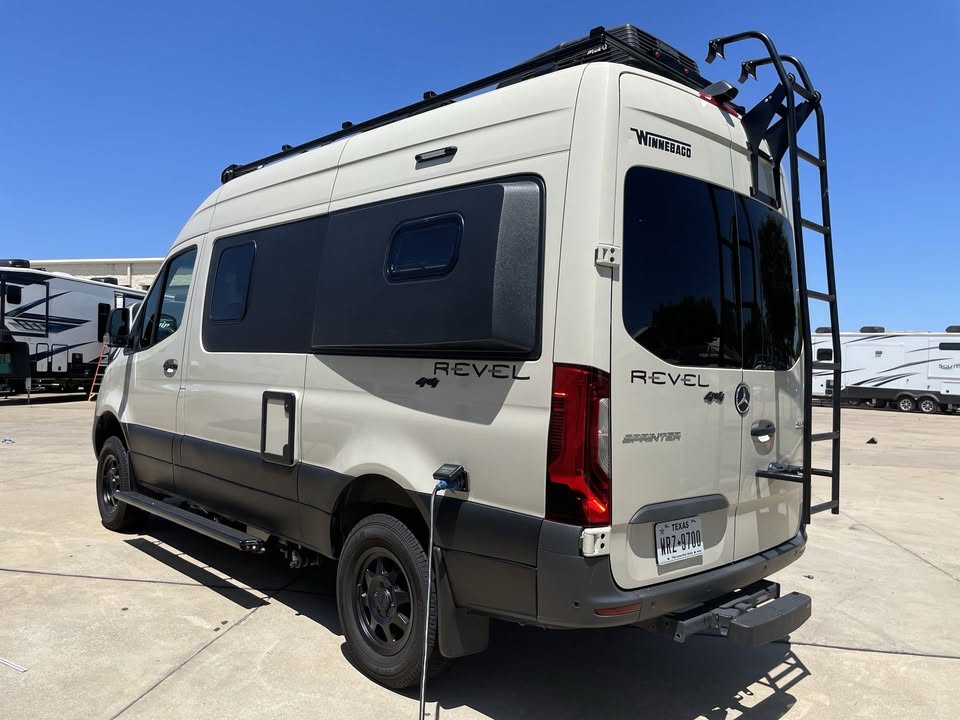 2023 Winnebago REVEL 44E in Austin, TX (photo 8) — photo 8