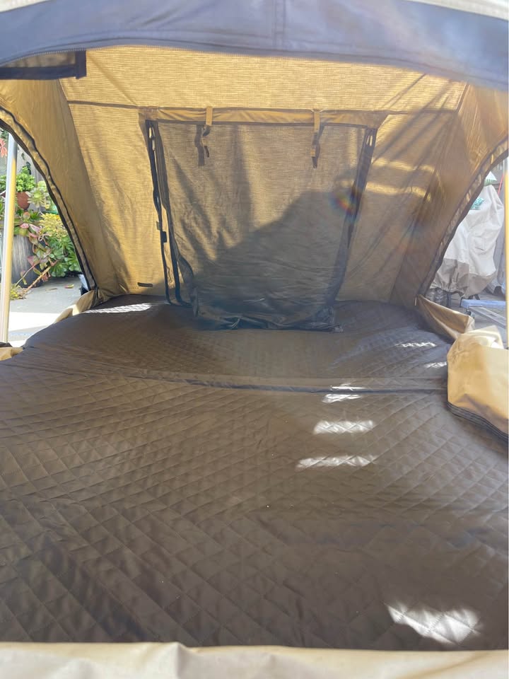 Free Spirit Recreation Roof Top Tent in Irvine, CA (photo 7) — photo 7