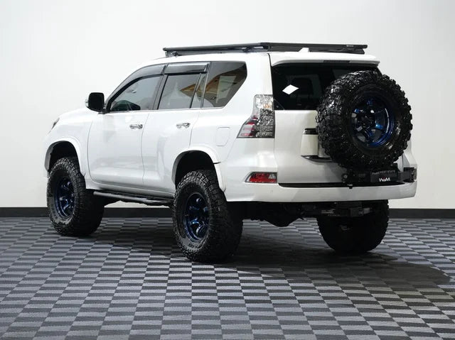 2023 Lexus GX 460 (photo 8) — photo 8